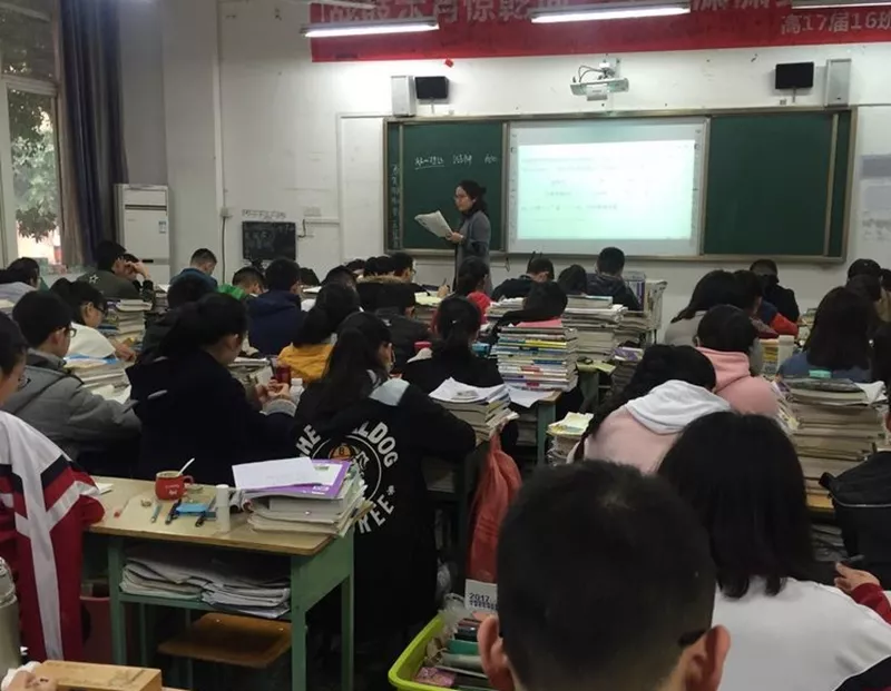 老师退休之后的心得感言：退了就赶紧离开学校吧