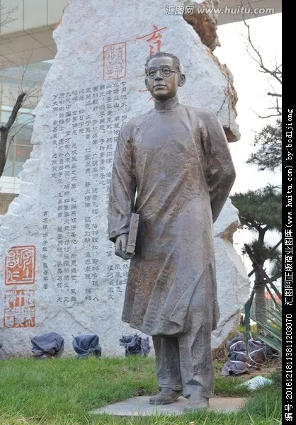 作文素材：学生用砖头打人，老师却给他奖励糖果