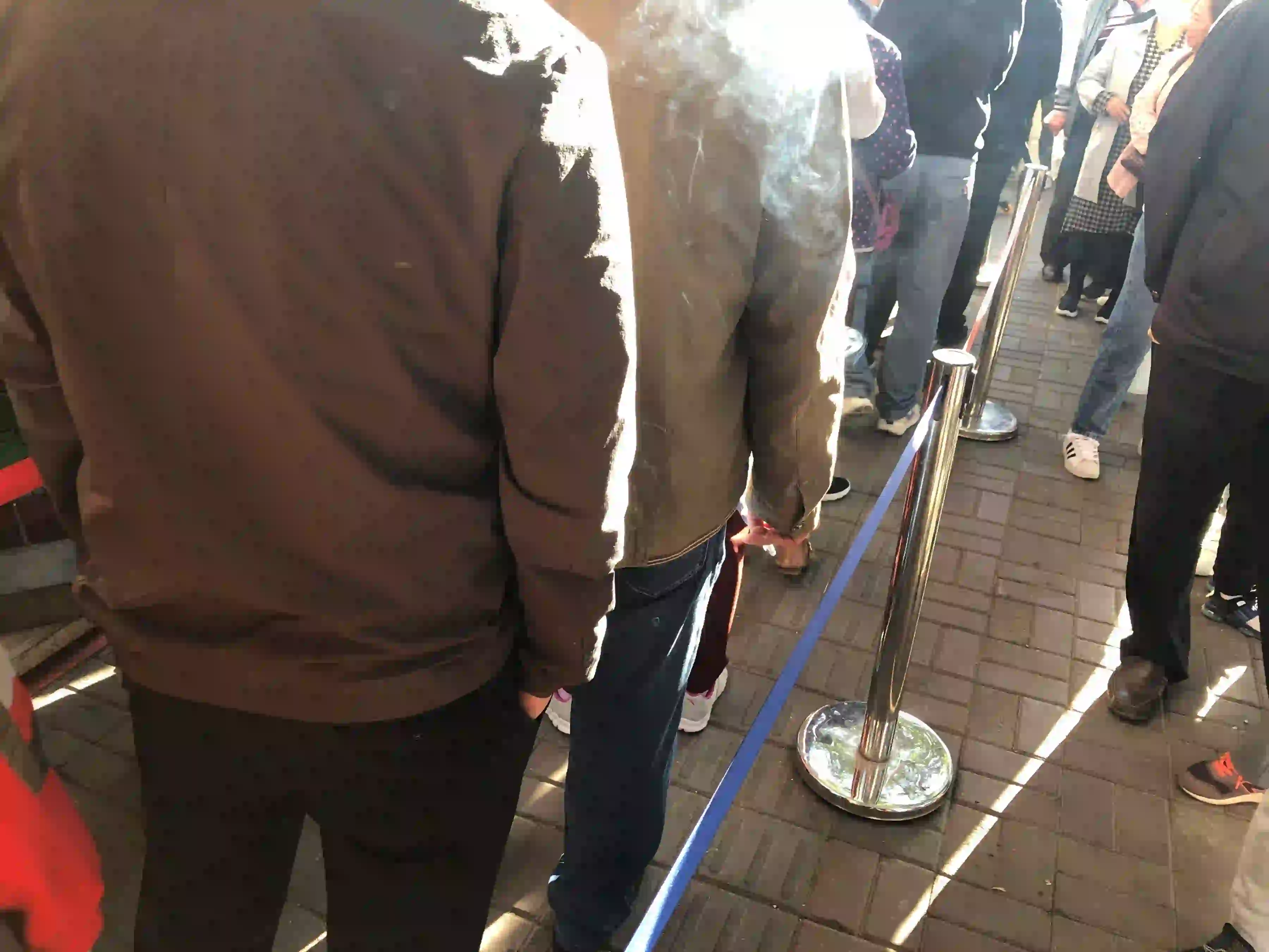 大同马兵月饼在哪?多少钱一个，也就3块钱左右(排队图片)